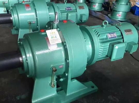 塔吊24千瓦電機(jī)的電流大小是多少？