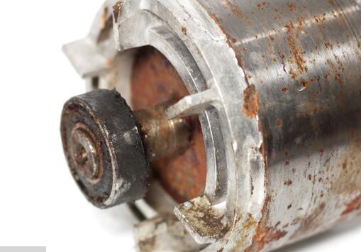 交流電機(jī)過熱的原因及解決方法分析