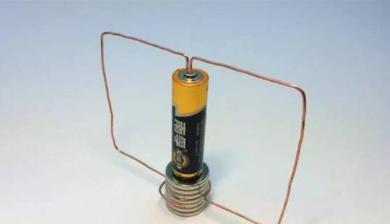 電機(jī)啟動(dòng)電容接反了會(huì)怎么樣，電機(jī)啟動(dòng)電容接反的影響