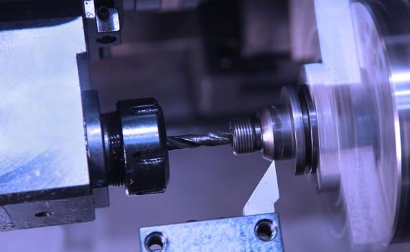 力矩電機(jī)能用帶傳動嗎，討論力矩電機(jī)與帶傳動的適用性