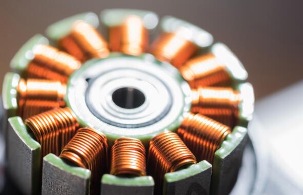 吊機(jī)電機(jī)內(nèi)部結(jié)構(gòu)，詳解吊機(jī)電機(jī)的構(gòu)造和工作原理